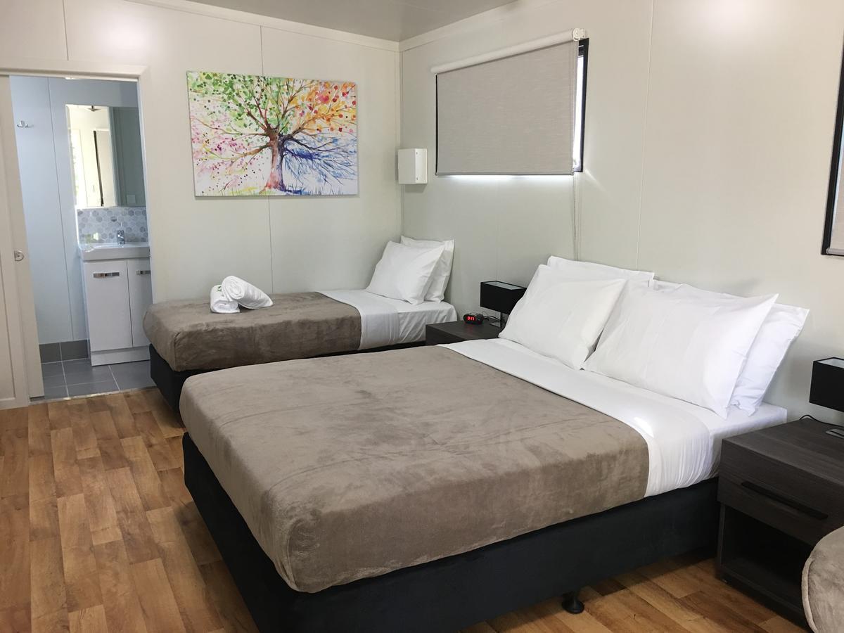 Crystal Creek Caravan Park 호텔 Mutarnee 외부 사진